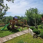 Сasa de vacaciones House Madrino