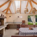 Сasa de vacaciones House Madrino Kresevo