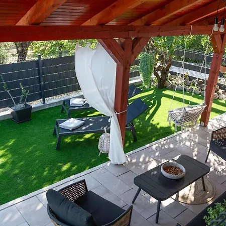 Σπίτι διακοπών House Madrino Kresevo