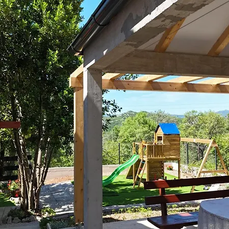 House Madrino Kresevo