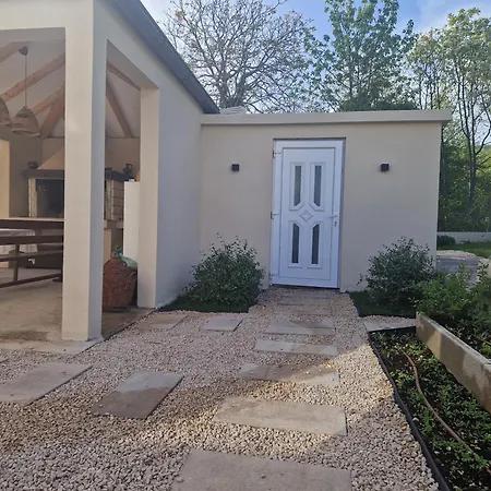 House Madrino Kresevo